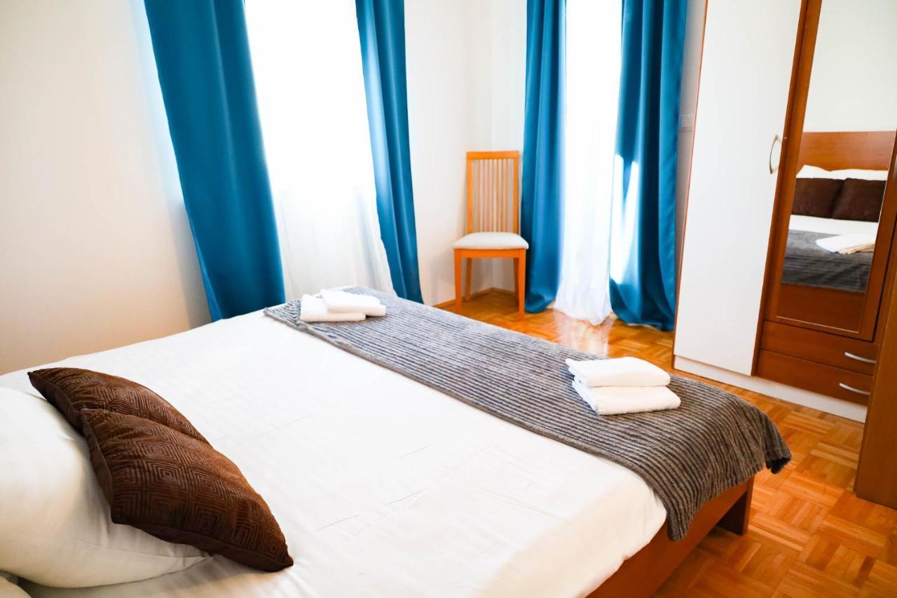 The Florens Residence Near The Beach With The Pool, Bbq And Kids Playground, Zadar Diklo Екстериор снимка