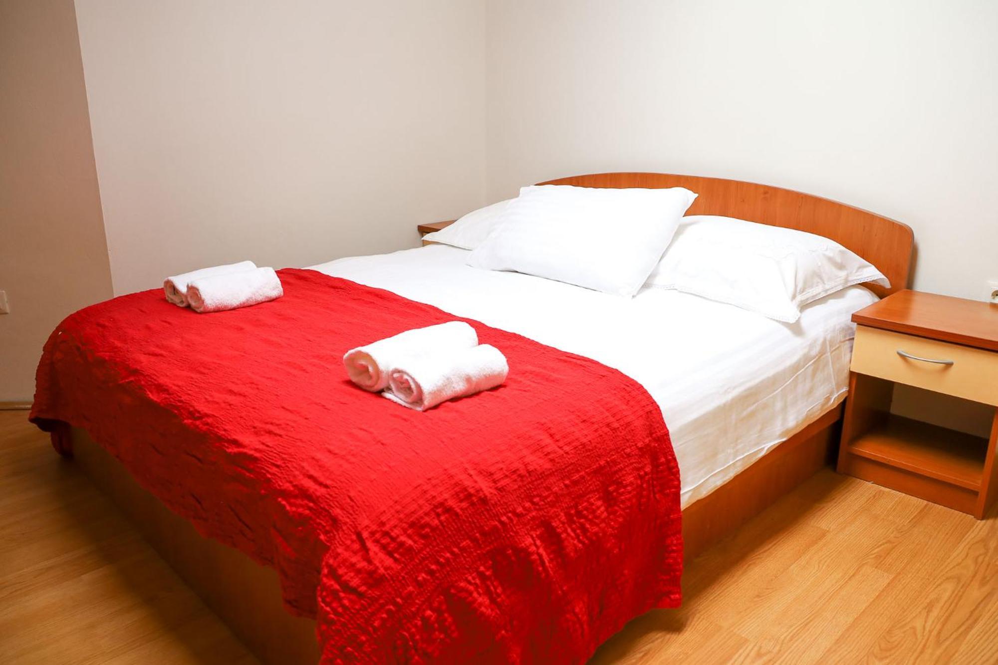 The Florens Residence Near The Beach With The Pool, Bbq And Kids Playground, Zadar Diklo Стая снимка